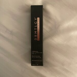 DRMTLGY luminous eye corrector